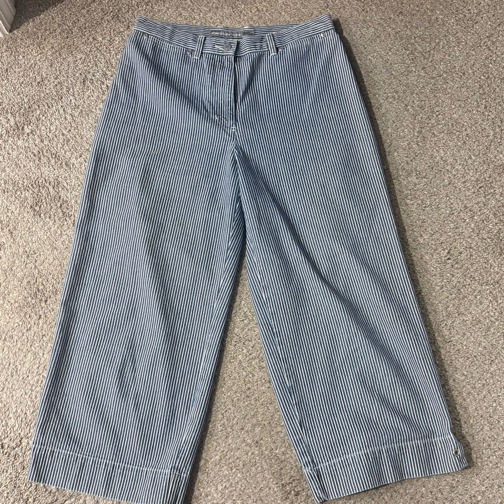Jones New York Blue and White Striped Jeans